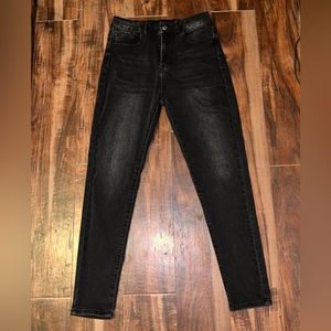 Black skinny jeans
